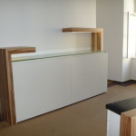 Nachher Sideboard mit Schiebetüren die in einer Ebene laufen